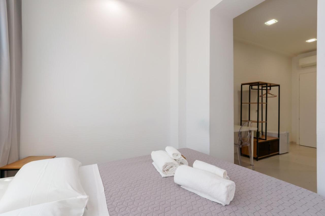Lumiere Rooms - Eja Sardinia Кальяри Экстерьер фото